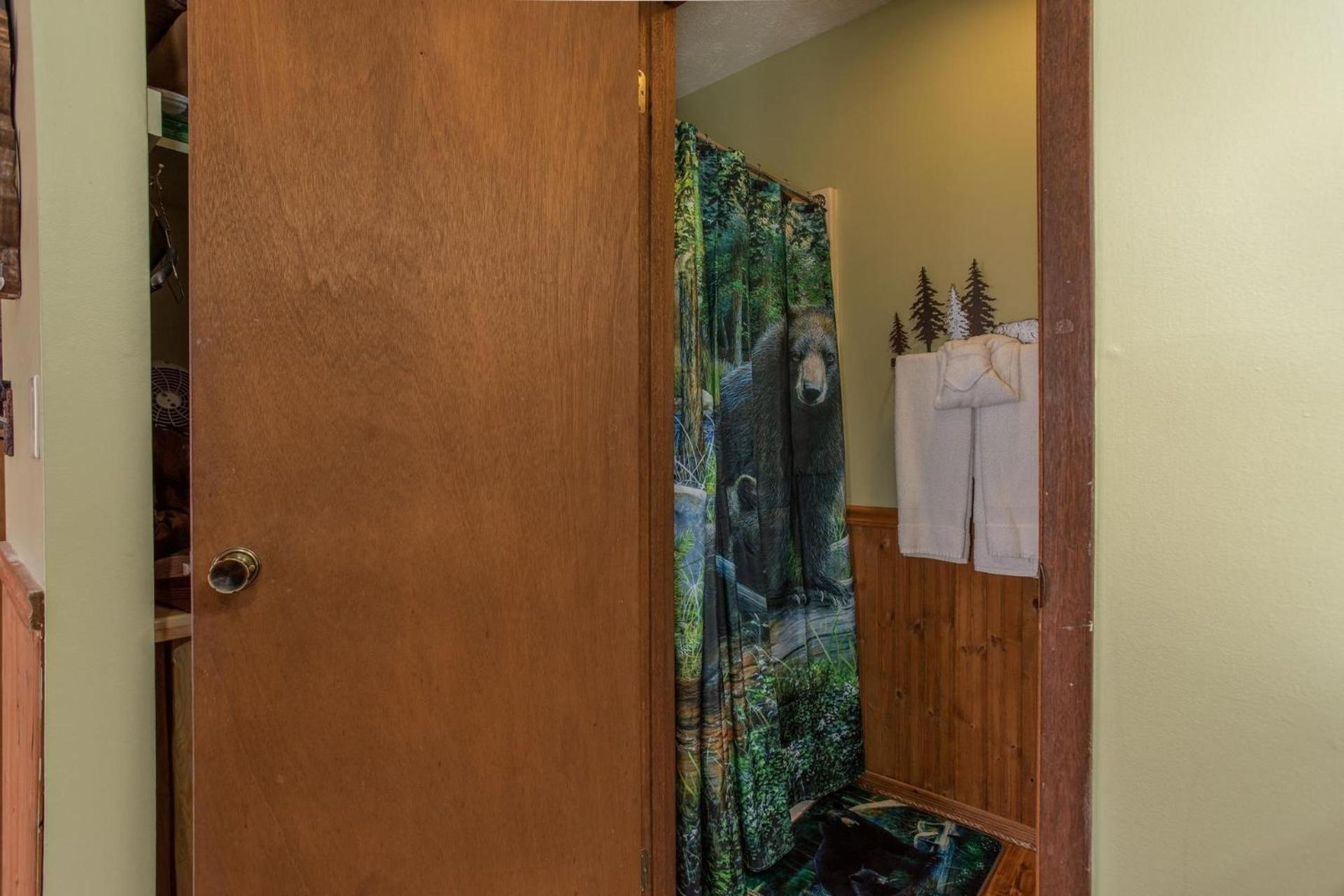 Bear Mountain Hollow-Free Dollywood Ticket- Cozy Cabin With A Hot Tub, Arcade & Deck Close To Town พิเจนฟอร์จ ภายนอก รูปภาพ